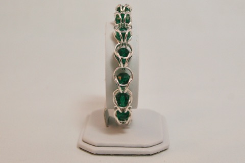 Emerald Green Captured Bead Bracelet